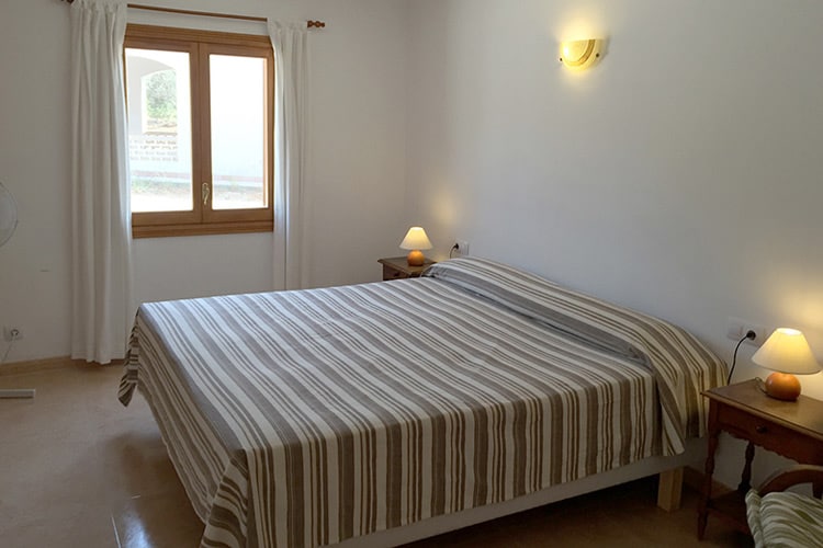 საძინებელი 1