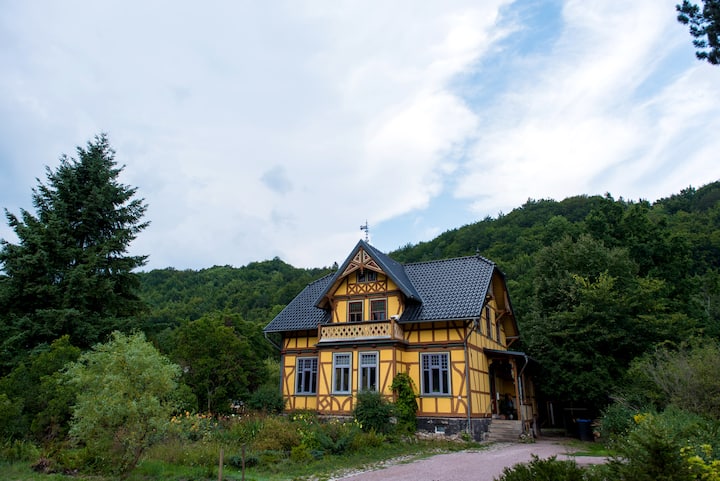 Landhaus Kunterbunt Apartments For Rent In Grafenroda Thuringen Germany