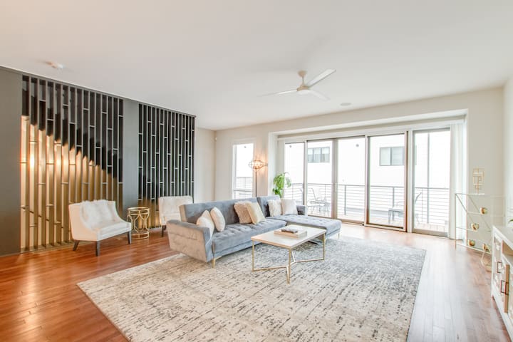 Stylish & Spacious | Near Broadway & Germantown