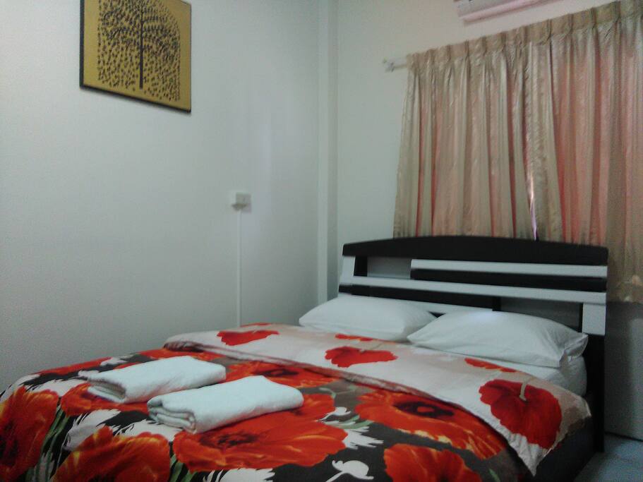 Queen size bed