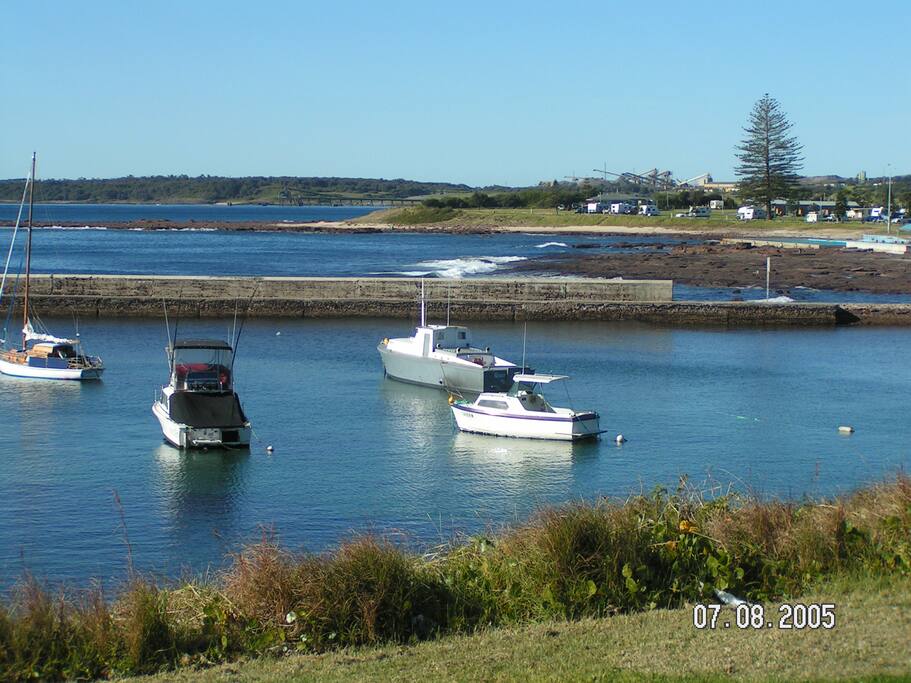 Shellharbour harbour