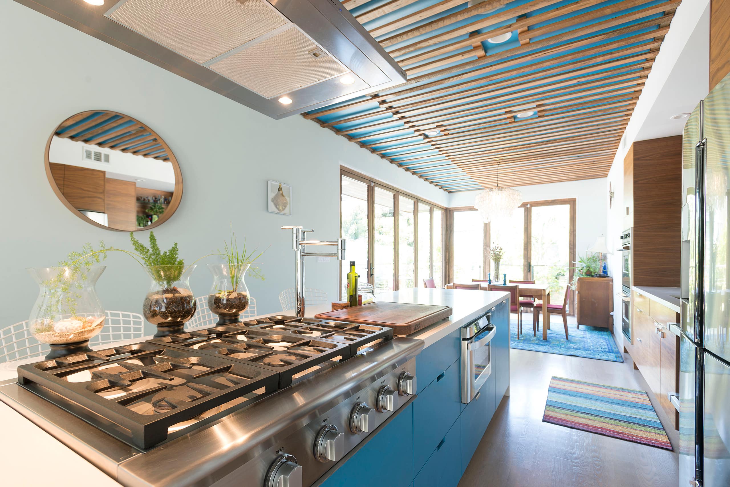 Home in San Francisco · ★4.94 · 3 bedrooms · 4 beds · 2 baths - Image 8