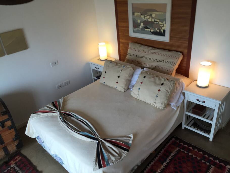 Dormitorio Principal en suite con vista a la playa y al mar