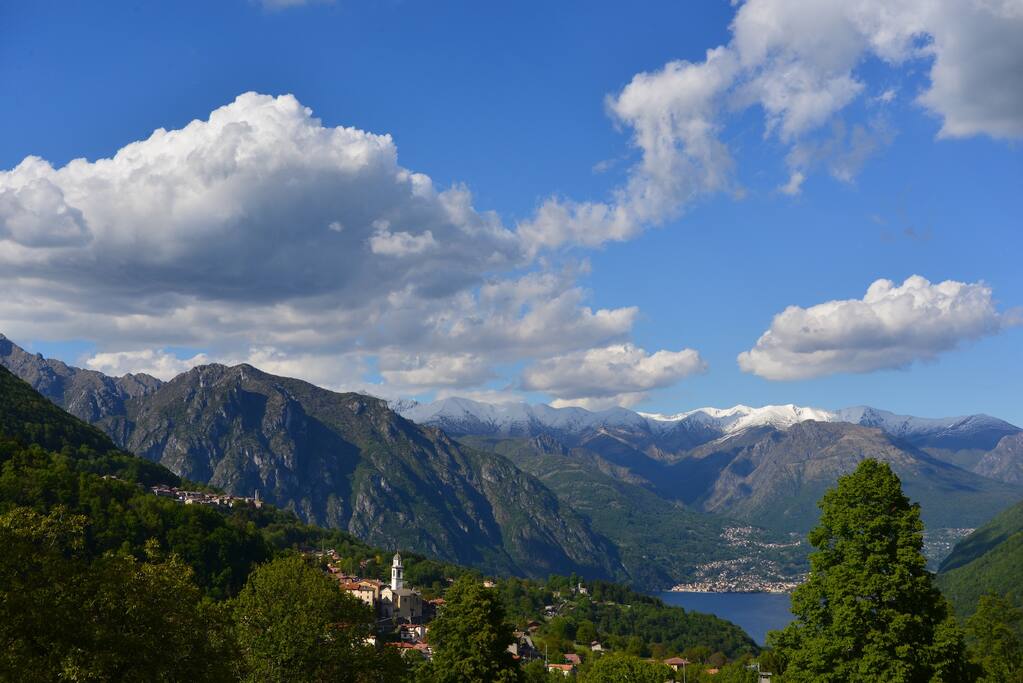 Ramponio e lago di Lugano