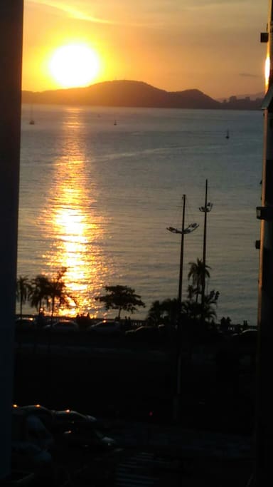 Junto ao Mar