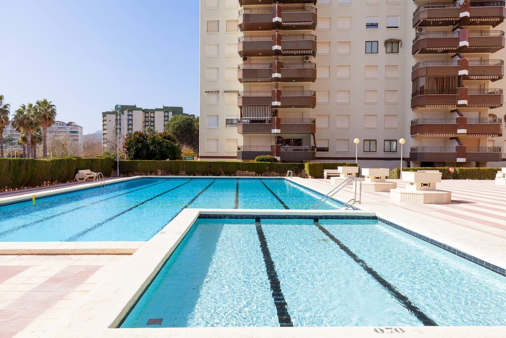 Piscinas adultos y niños