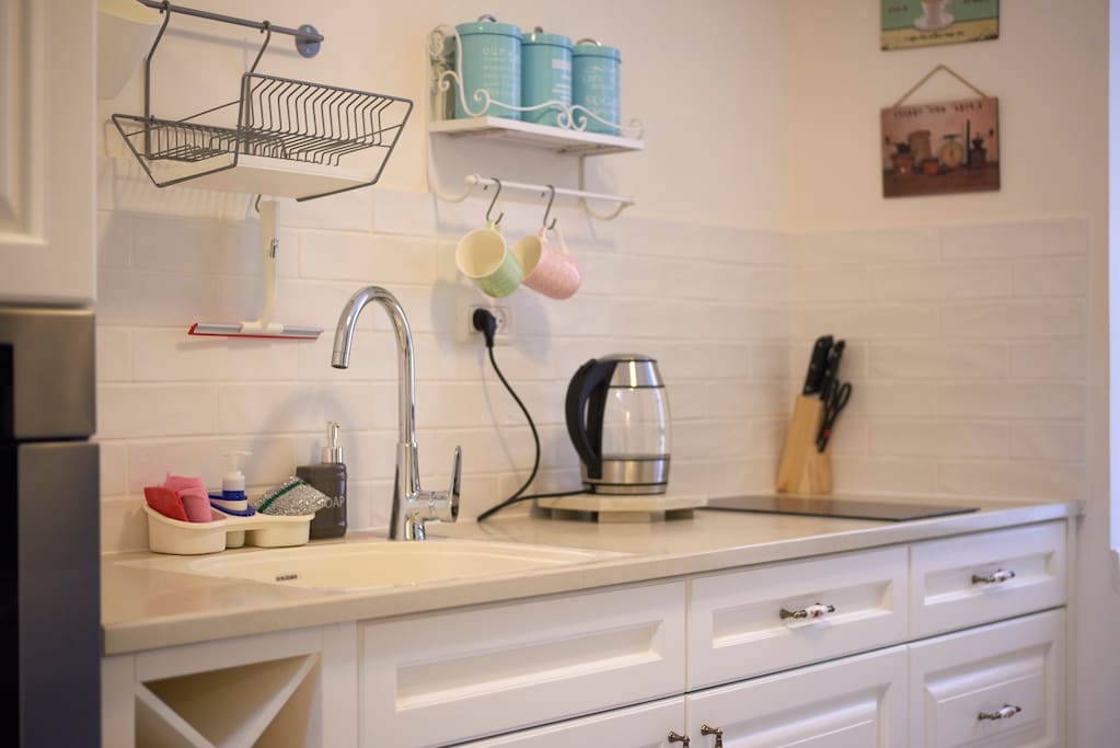Oven, Microwave, Electric Stove, Kettle, Coffe & Tea Shelf, Cookware