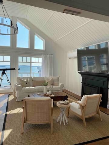 Stella’s Beach House Ocean, Hot tub, Fire pit gallery image 4