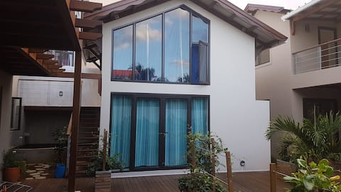 2 Kot nou guest house - 7 mins walk to the beach