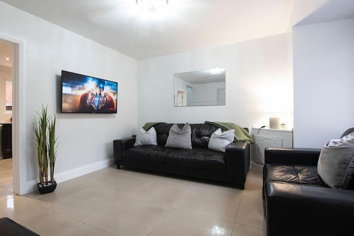 The Wee Belfast House 5mins To Belfast City Centre - Belfast