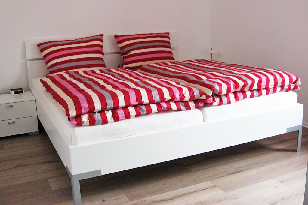 Gemütliches Bett
