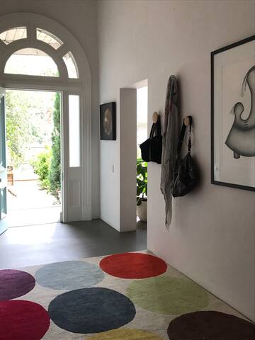 An extradordinary St Kilda mansion gallery image 3