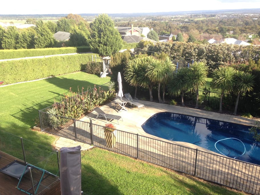 Views to back garden and beyond