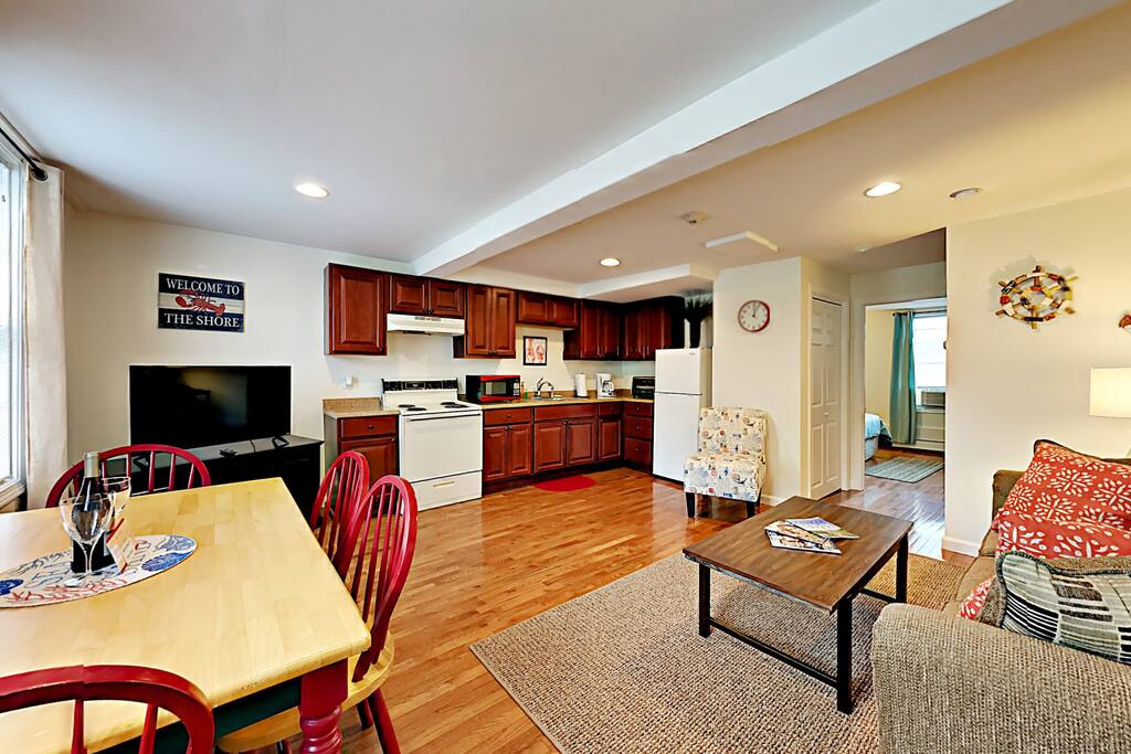 Living room/kitchen