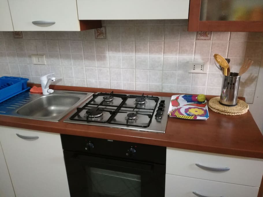 Dettaglio della cucina.