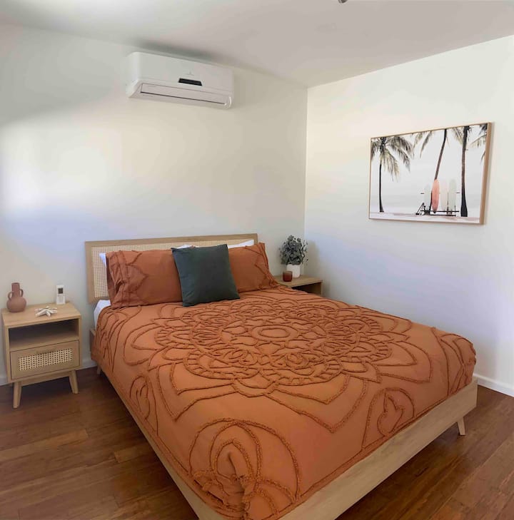 საძინებელი 4