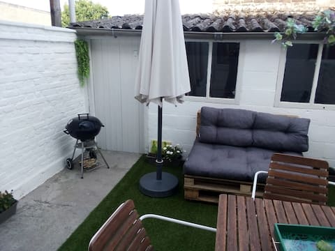 Pleasant house with courtyard 10 minutes from Liège