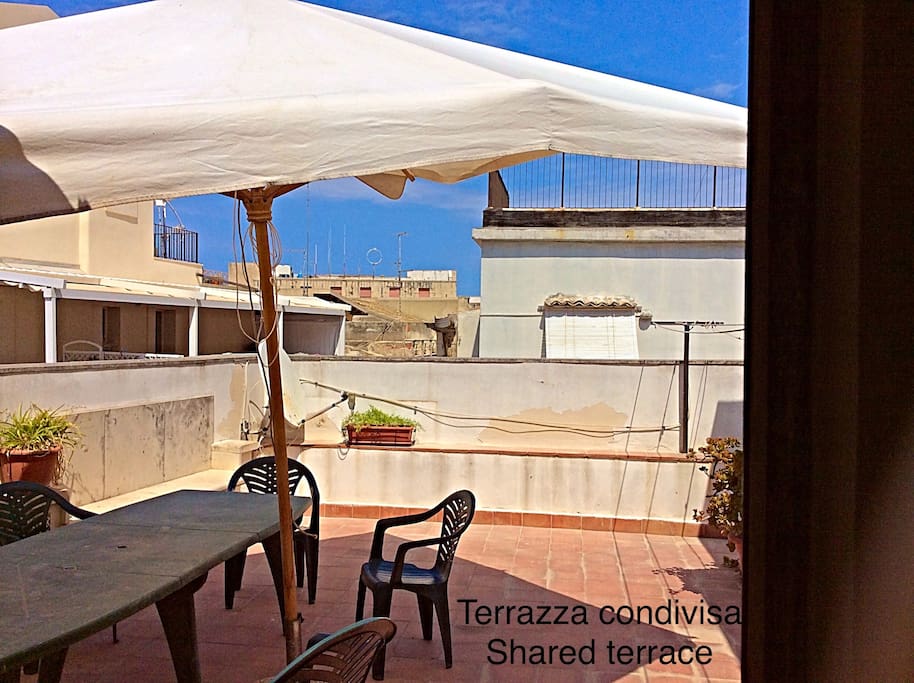 Terrazza condiviso
Shared terrace