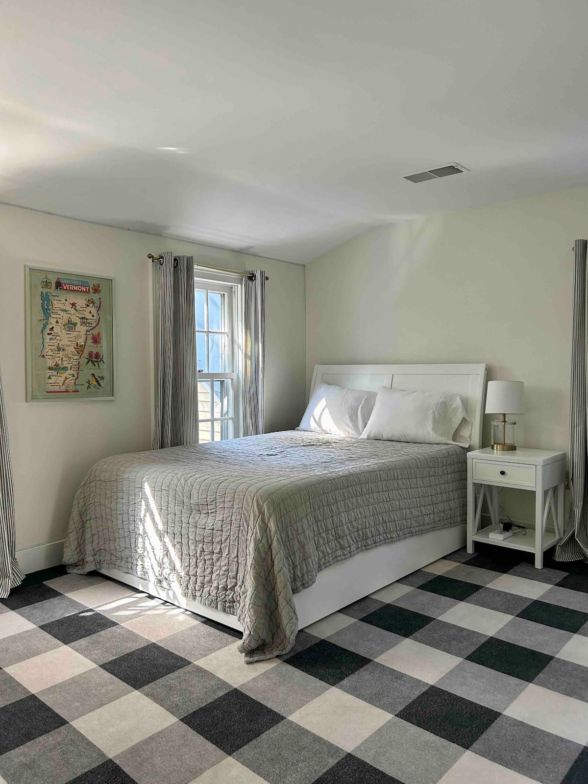 Bedroom 3 - full size bed with twin trundle 