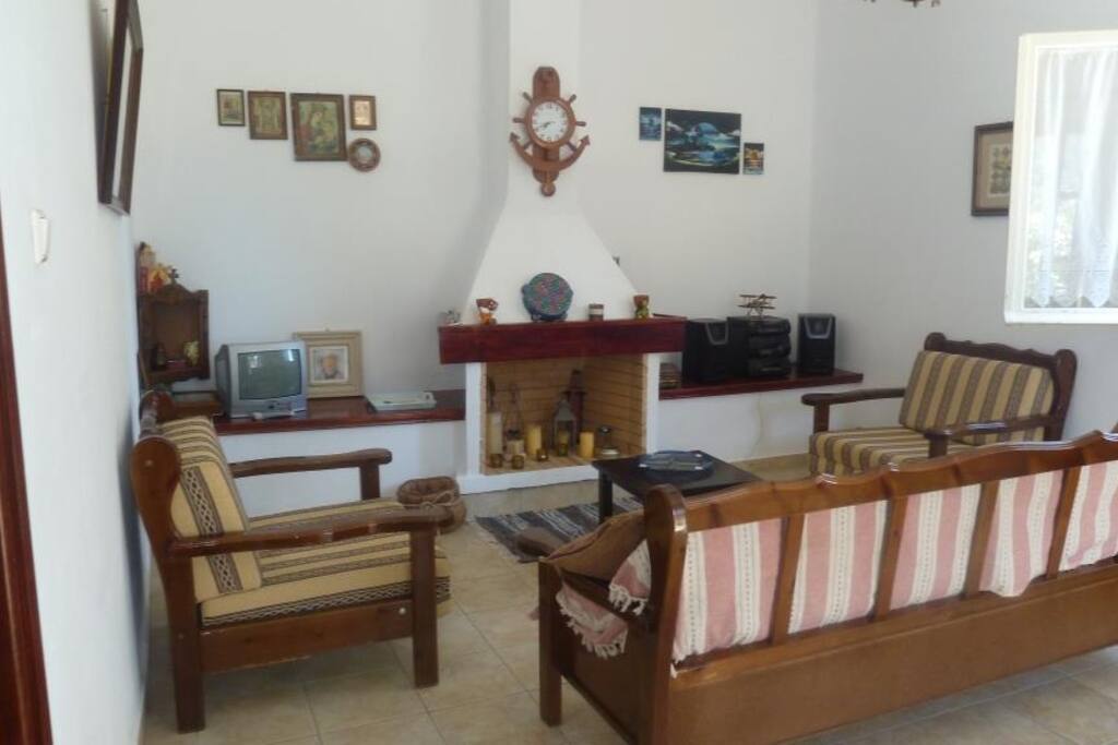 Living Room with 3 extra sofa-beds