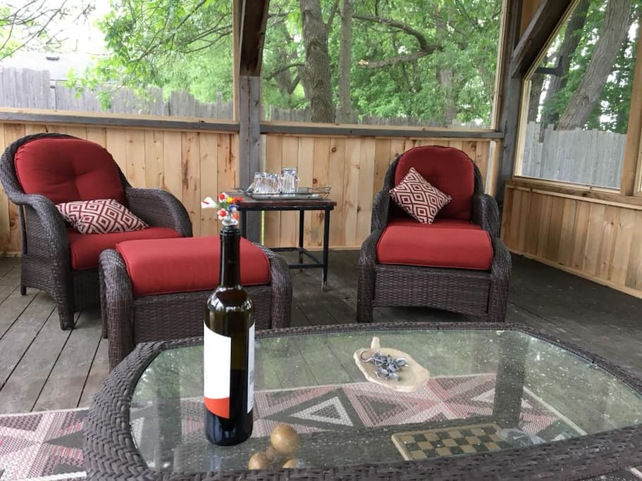 BUGFREE...our new Lazyboy Gazeebo