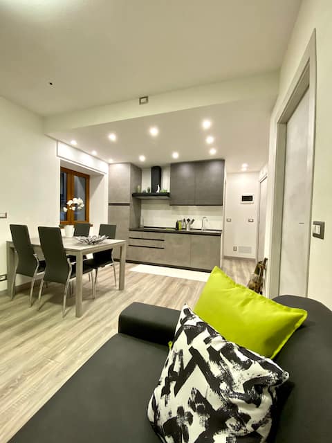 Ivana Apartment - “All'ombra dei Pini” Vacation Home