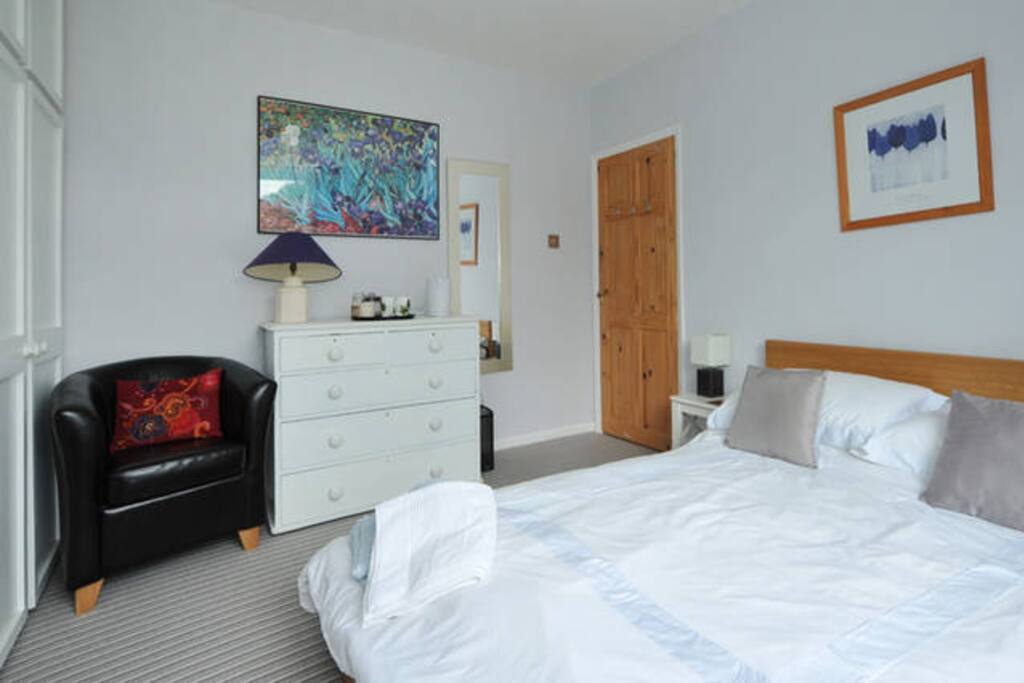 Flat screen TV and internet access