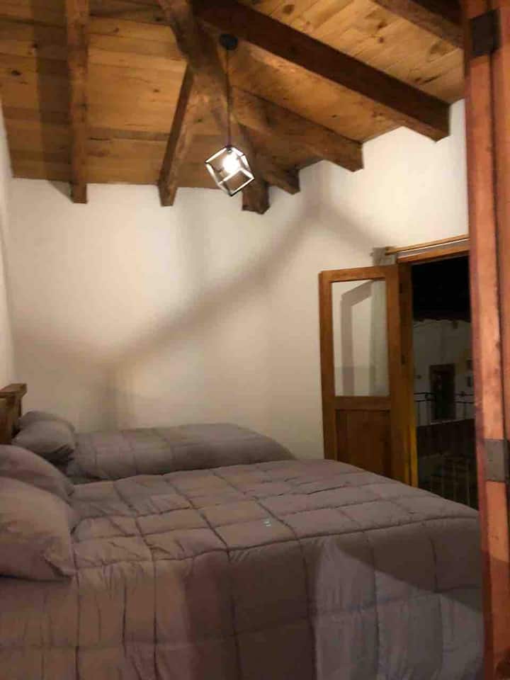 Dhomë gjumi 2