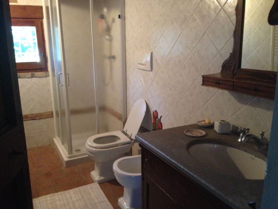 Bagno privato piano terra