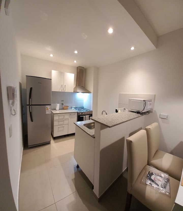 Bright one-bedroom apartment with large balcony in Flores