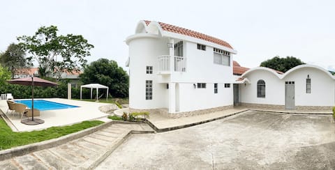 Beautiful cottage in Tocaima near Bogotá