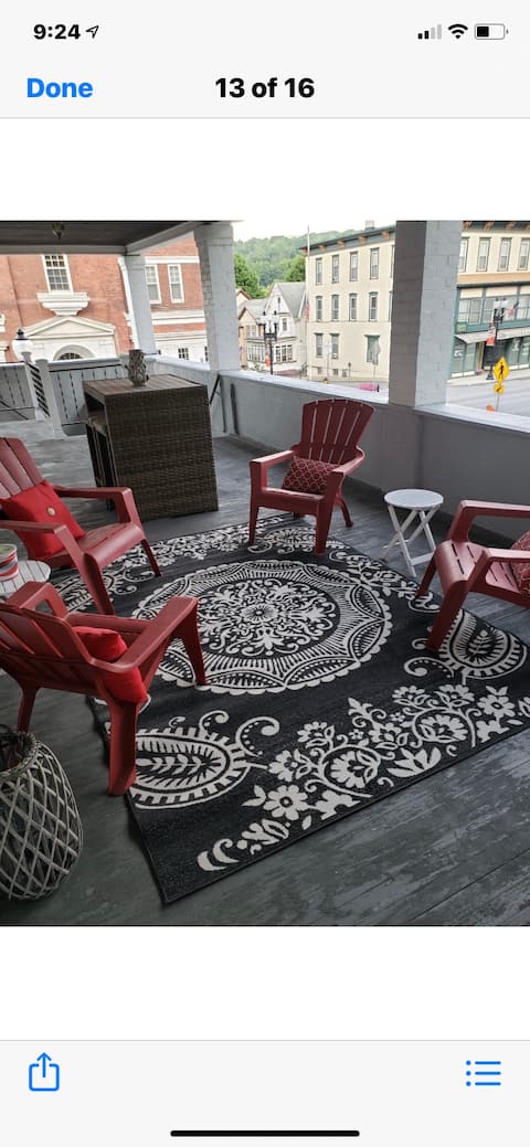 Charming/Rustic Apartment with downtown views