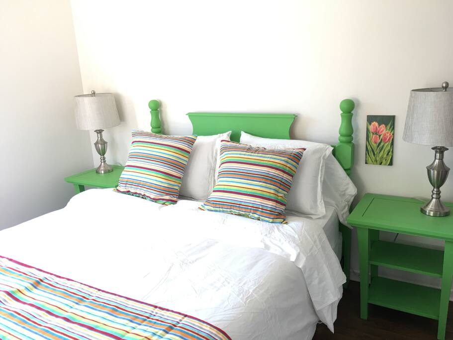 Master bedroom with queen size bed. Dresser and large closet. 2 bedside tables and lamps. Laminate flooring no carpet in bedrooms. All new beds and bedding!