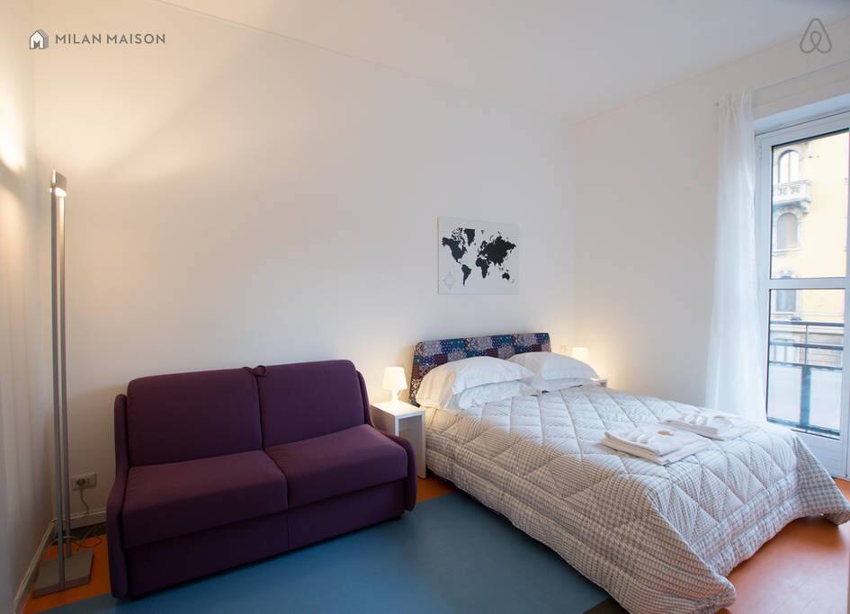 Sofa bed and double bed. So much space and light.