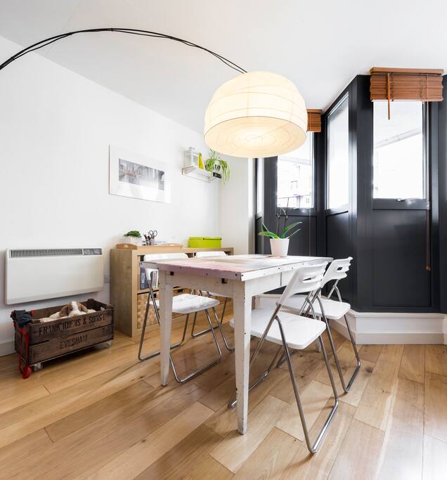 The open plan dining area
