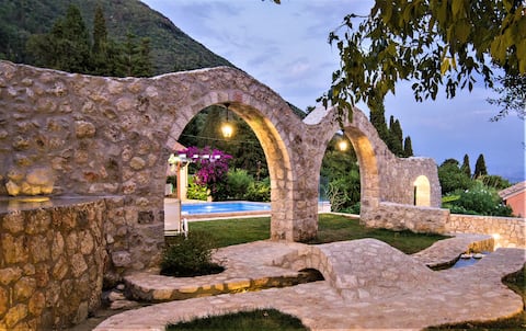 Dream House Sea & Mountain Old Olive Press Villa