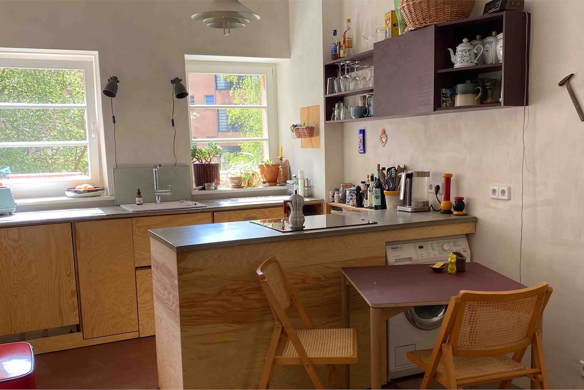 Successful Airbnb property: bauhaus apartment cozy & contemporary in Pankow