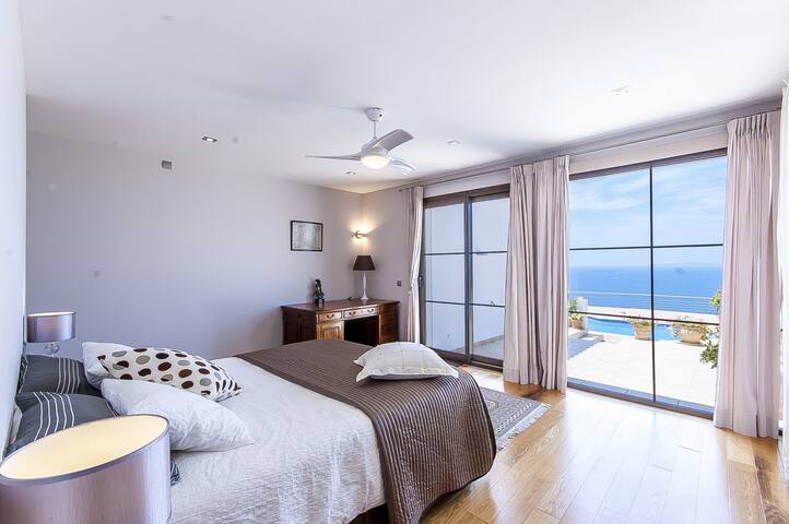 NEW!Villa Voramar:Magnicient first line villa pool gallery image 5