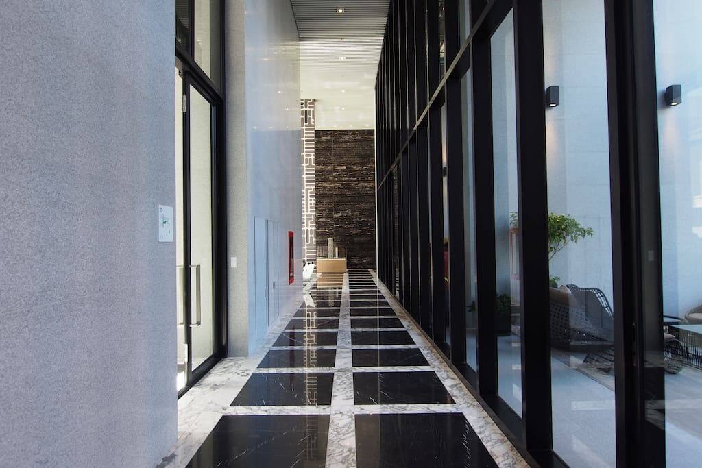 Access to lift from lobby