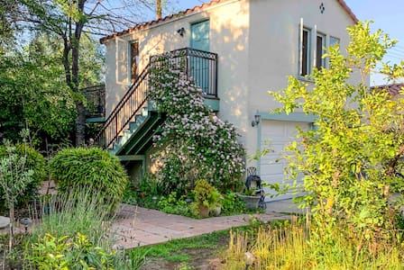 Tranquil Guesthouse Apartment on Spanish Estate