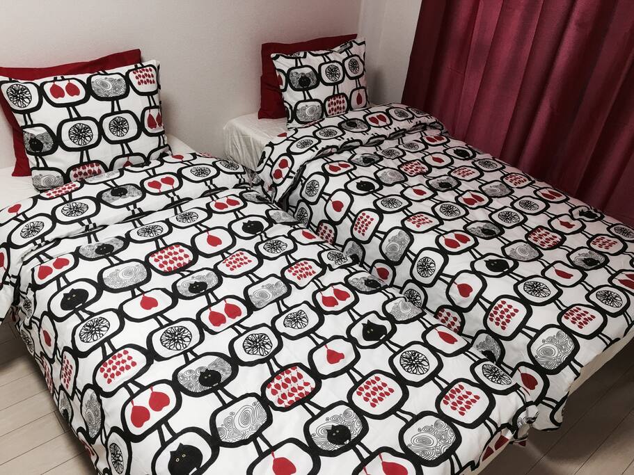 2 Single beds