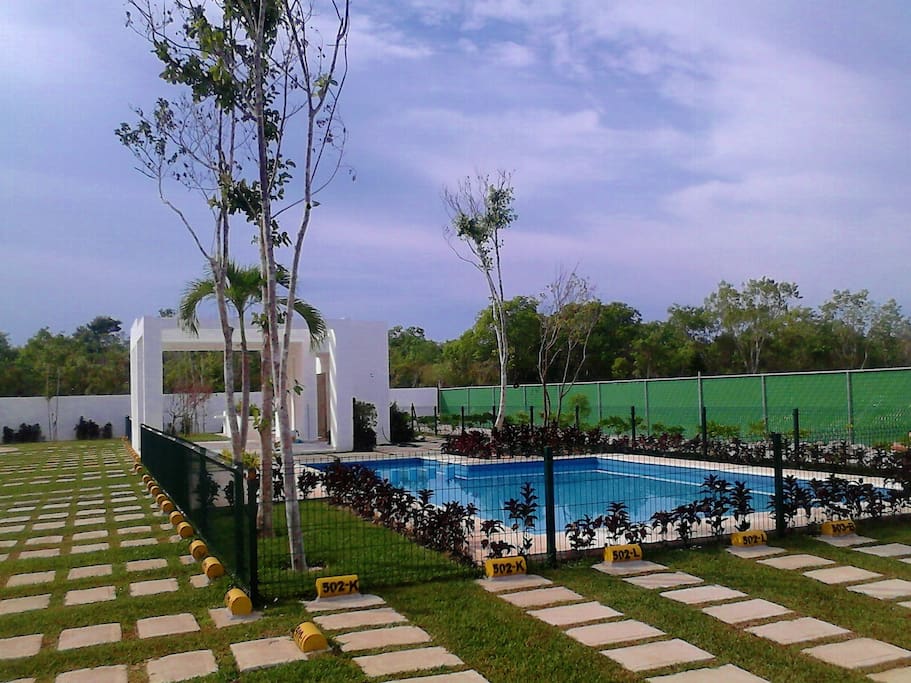 Hermosa Alberca, Chapoteadero y Asadores