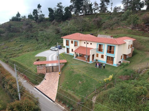 Top performing Airbnb: Camy Apartment at Finca Yomar in Rionegro