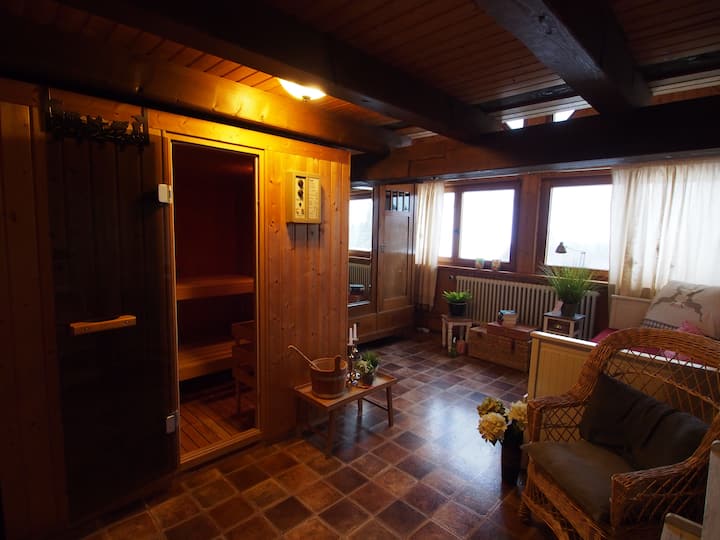 غرفة نوم 2 /غرفة مرور مع ساونا