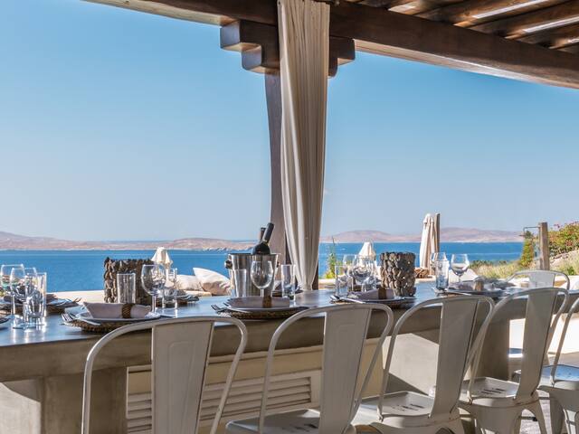 Spectacular newly-built Villa, stunning sunsets gallery image 5