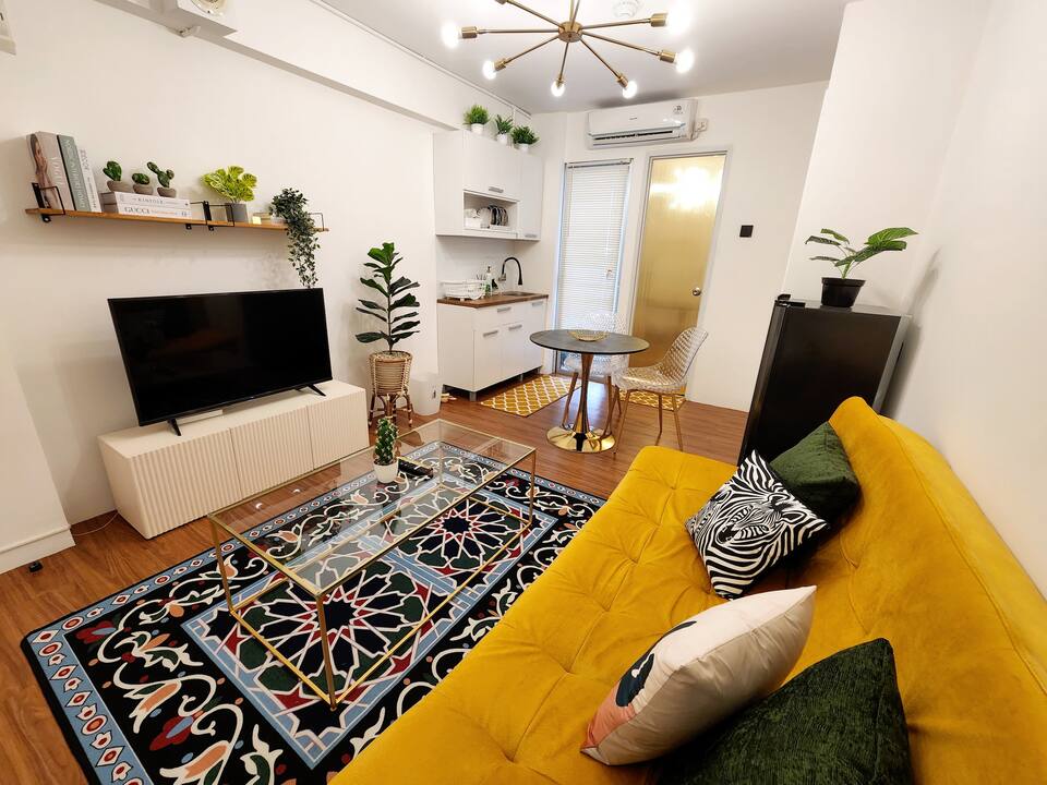 Instagrammable 1 BR Apartment with Wifi + Netflix