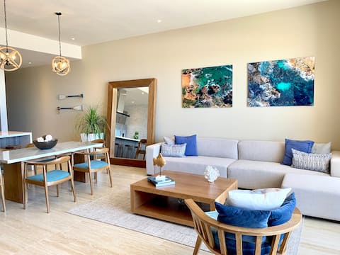 Five Star Condo - Arch and Ocean View