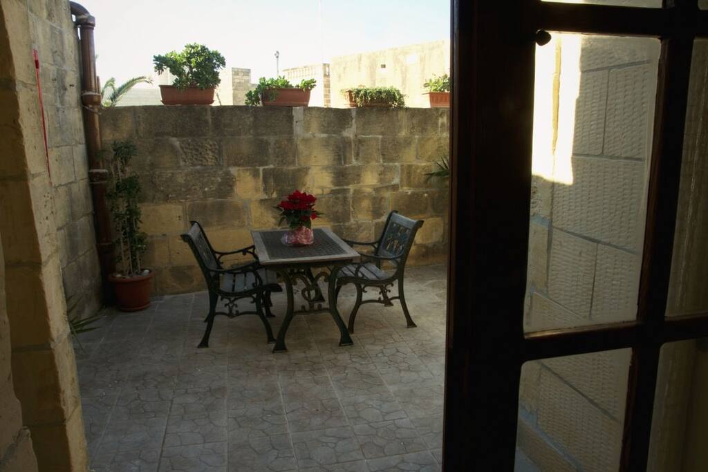 Eigene, blickgeschützte Terrasse