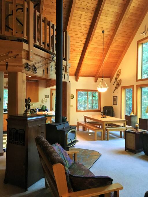 Great Room w/ Loft