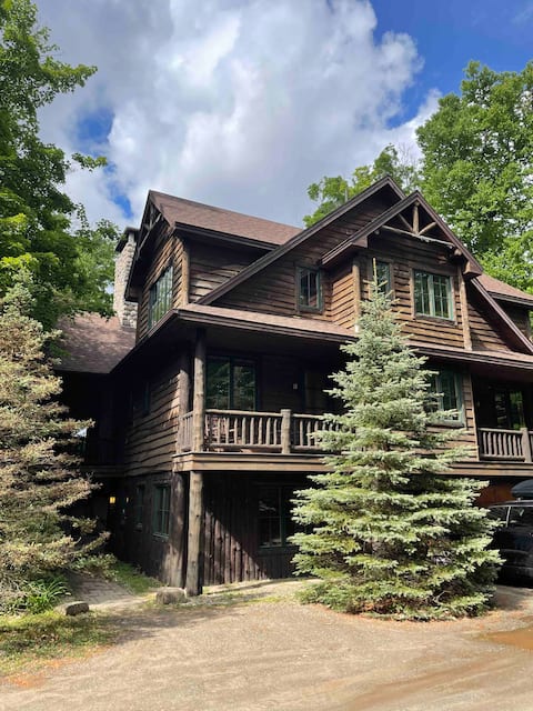 Moose Mountain Lodge